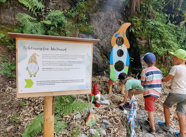 Family Hike: Gnome Stories 